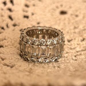 Silver all-around Rhinestones 925 Ring